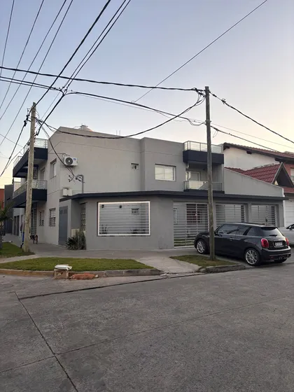 Departamento 2 Ambientes En Alquiler En Martin Coronado