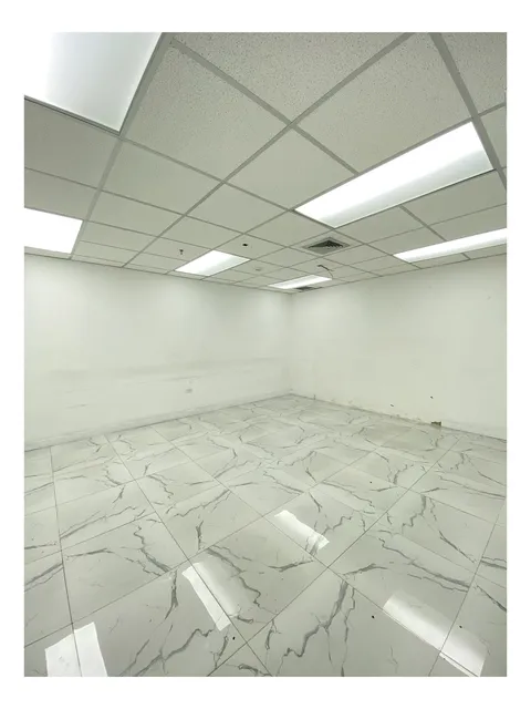 Oficina En Venta De 563 M2-urb. Las Mercedes