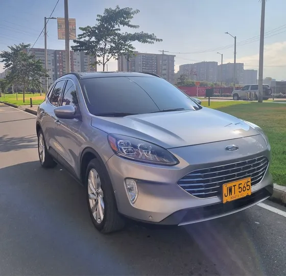 Ford Escape 2.0 Titanium