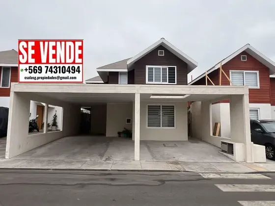 Se Vende Excelente Casa Sector Costa Laguna Antofagasta