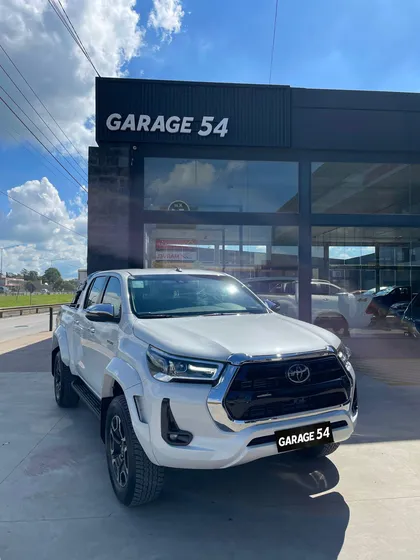 Toyota Hilux Toyota Hilux 2.8 Cd Srx 177cv 4x4 At