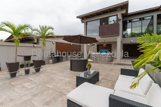 Casa En Venta Prados Del Este Es25-19995
