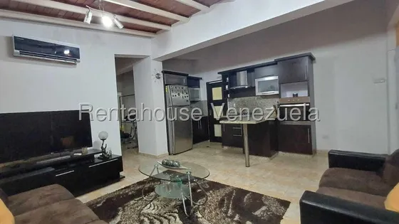 Se Vende Hermoso Apartamento Remodelado Y Semi Amoblado En Terrazas De La Ribereña Cabudare Avenida Ribereña Cod  25-20155 Nds