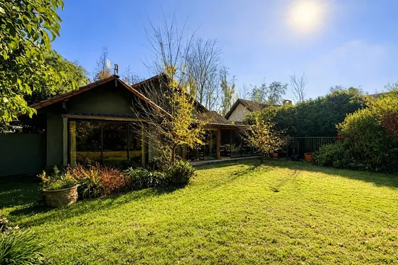 En Venta Casa En Prestigioso Barrio De La Dehesa 6d 5b