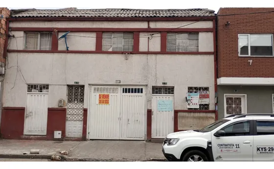 Acsi 1104. Casa De Barrio En Venta, Puente Aranda, Bogotá
