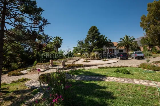 Maravillosa Casa De Ensueño Con Hermosos Jardines...