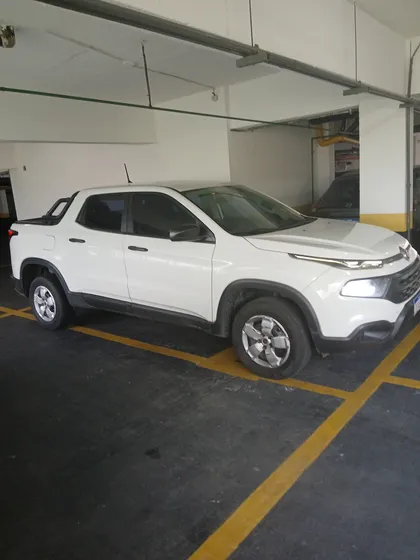 Fiat Toro 1.8 Endurance 16v Flex 4x2 Aut. 4p