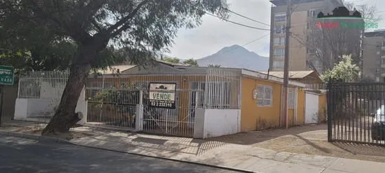Casa En Venta De 7 Dorm. En Copiapó