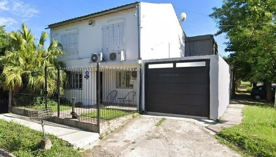 Casa  En Venta En Castelar, Morón, G.b.a. Zona Oeste