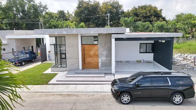 Casa Con Patio Proyecto Cerrado Doña Isabel G. Santiago