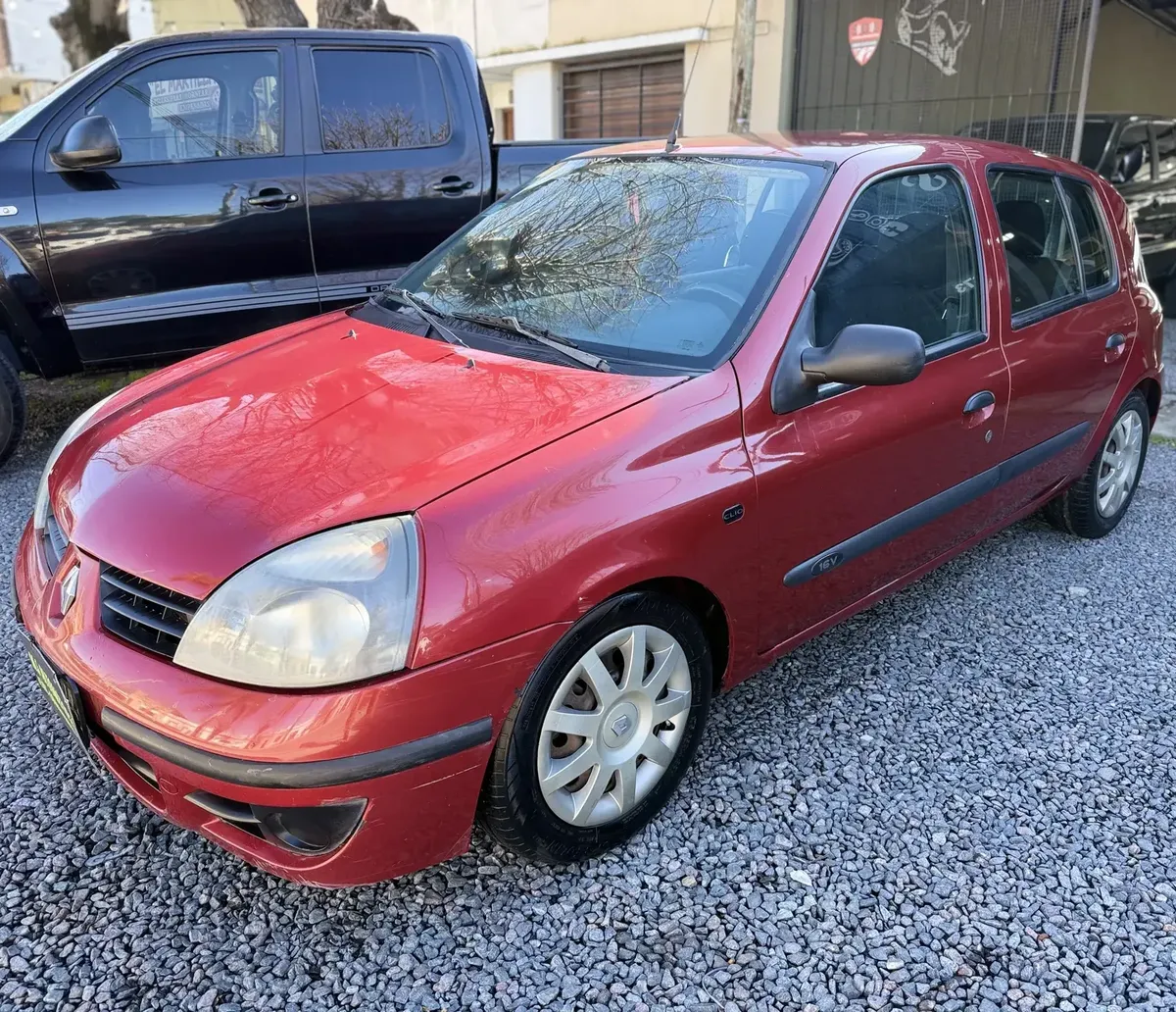 Renault Clio 1.2 Authentique Pack Ii 75cv