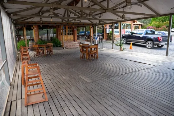Restaurante, Supermercado Y Casa En Venta En Pencahue
