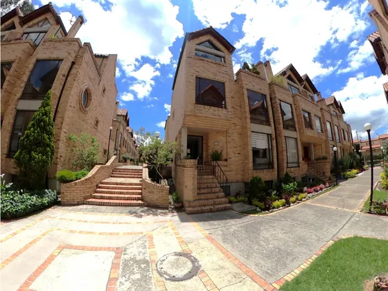 Casa En Venta Gratamira - Colina Campestre