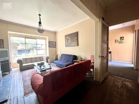 Casa En Venta De 5 Dorm. En Providencia