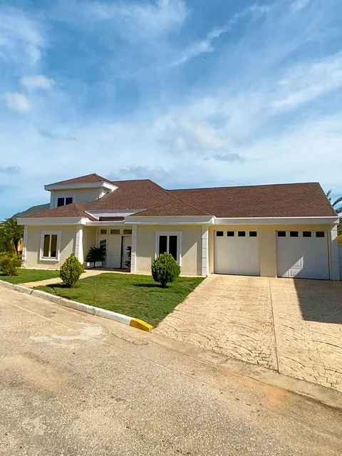 Casa Venta En Urb. Margarita Country Club - Nueva Esparta