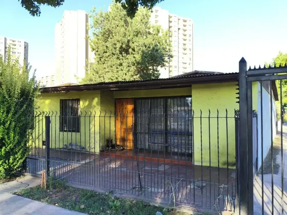 Oportunidad Única Casa Cercana A Metro Las Rejas