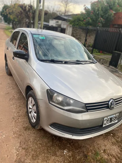 Volkswagen Voyage 1.6 Comfortline 101cv