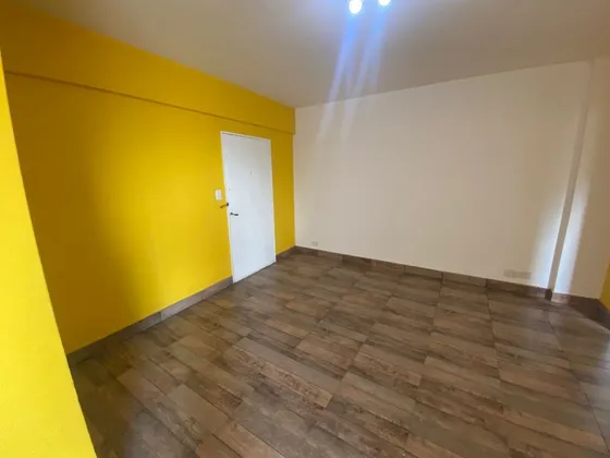 Departamento En Venta En Liniers