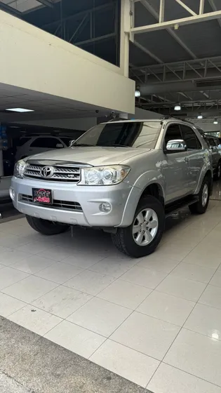 Toyota Fortuner Sr5