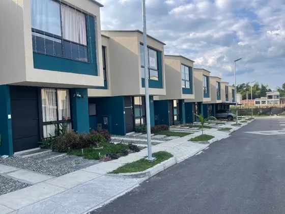 Casa En Venta - Tebaida