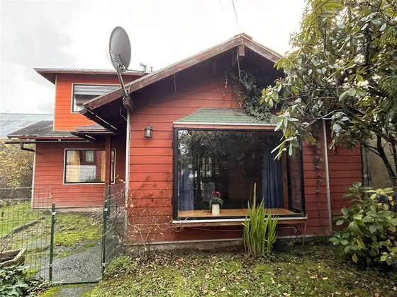 Casa En Arriendo De 3 Dorm. En Plena Costanera Puerto Varas
