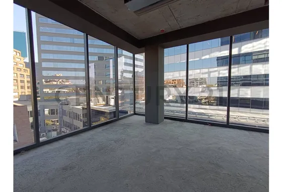 Arriendo Oficina 77 Mt2 - Metro Los Leones