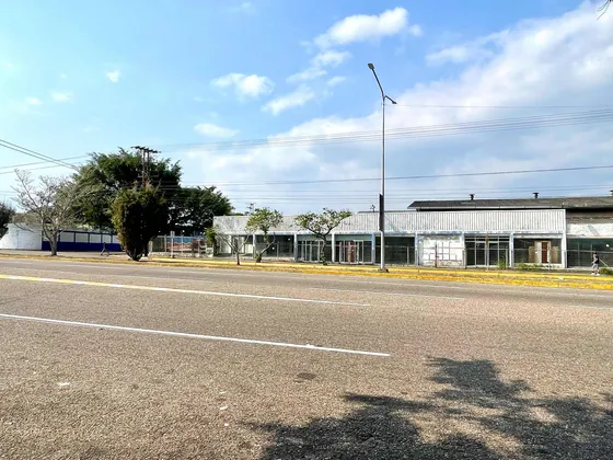 Propiedad Comercial En Alquiler En La Avenida Rotaria