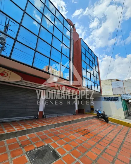 Amplia Oficina En Venta Calle Ribas Zona Centro, Maracay Edo Aragua.