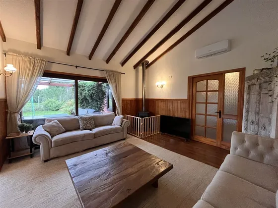 Casa En Arriendo De 3 Dorm. Amoblado En Llanquihue
