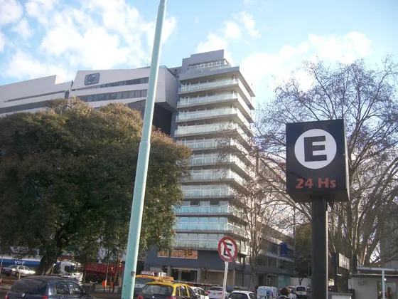 Departamento Apto Profesional - 118 M2 - Cochera