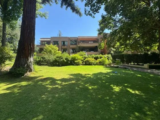 Vendo Gran Departamento Con Jardín Cercano A Clc
