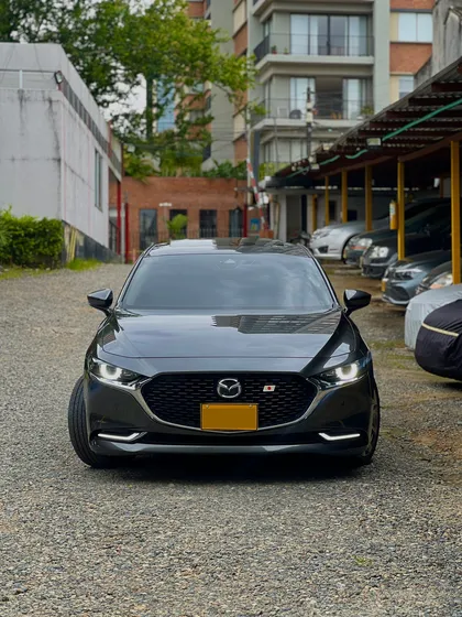 Mazda 3 2.0 Grand Touring