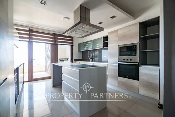 Arriendo De Exclusivo Departamento En La Mejor Ubi...