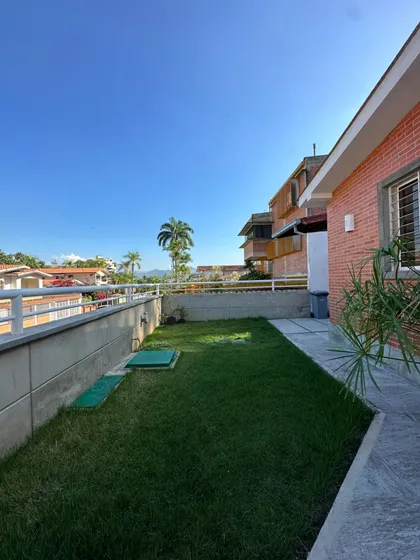 En Alquiler Casa Terrazas De Los Nísperos. Calle Cerrada Cód 287907