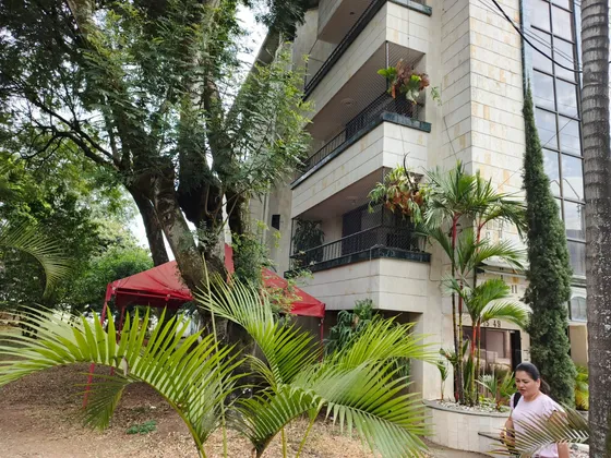 Se Vende Apartamento En Ingenio 2, Con Excelente Distribución Y Ubicación. (18384).