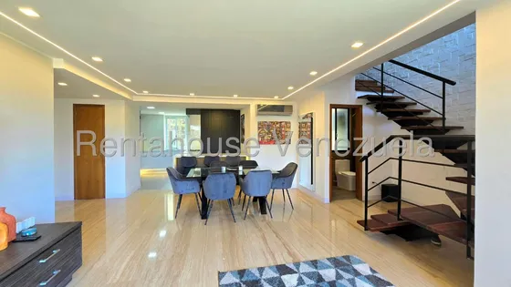 En Venta Apartamento Amoblado En Escampadero 25-14835