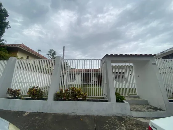 Lm  Casa En La Urbanización El Recreo Av Bolivar Valencia Carabobo