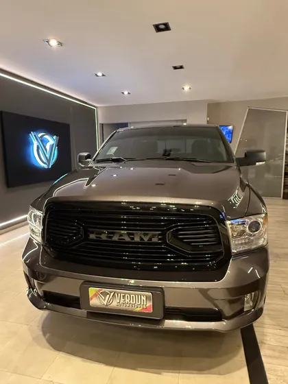 Ram 1500 5.7 Laramie Nigth Edition