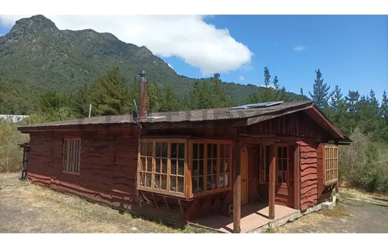 Dos Cabañas Y Gran Bodega En Parcela 12.000 M2 A 10 Km De...