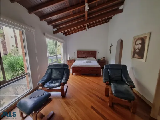 Hermosa Casa Para Venta En El Poblado(mls#248533)