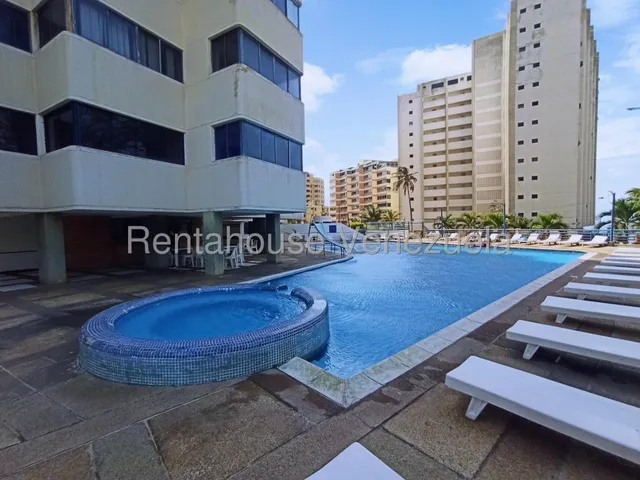 Ft Apartamento En Venta - Playa Grande / Mls #25-19826