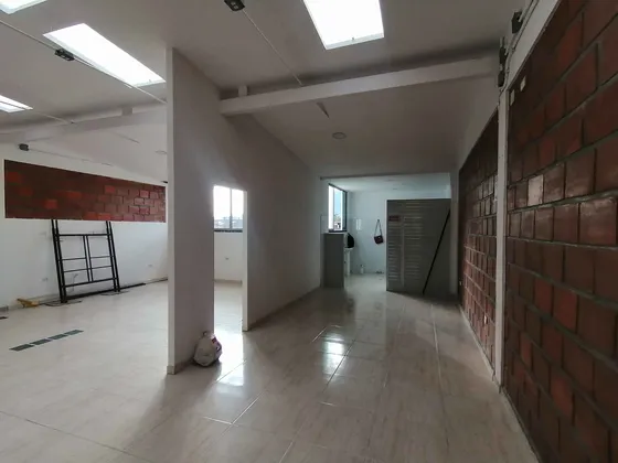 Local En Arriendo Sector La Pradera Dosquebradas (279058770).