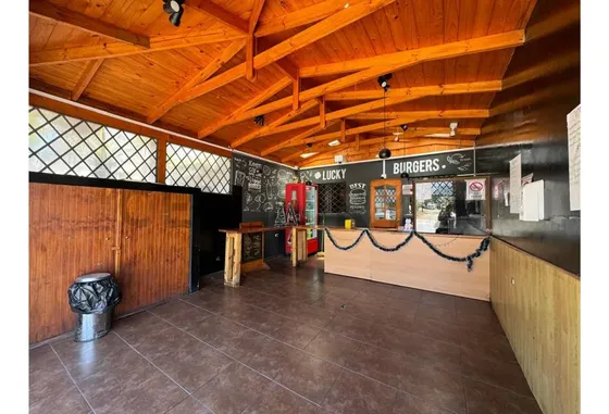 Venta De Casa Con Local Comercial En Peñuelas