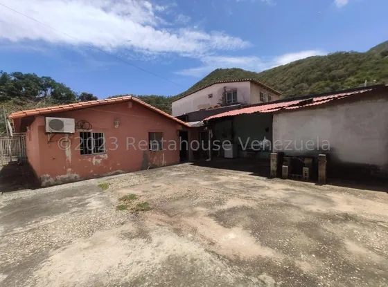 Opotunidad! Amplia Casa Via El Valle Del Espiritu Santo En La Isla De Margarita 