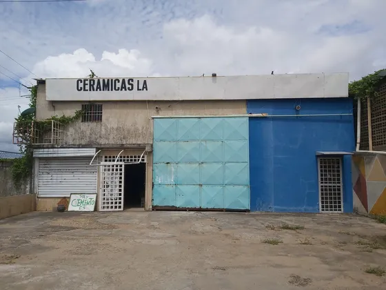 Galpon En La Av Raul Leoni En La Cuidad De Maturin Ve02-1803vs-staffjs