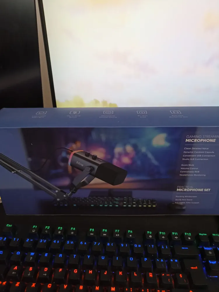 Foto del micrófono compartida por un comprador