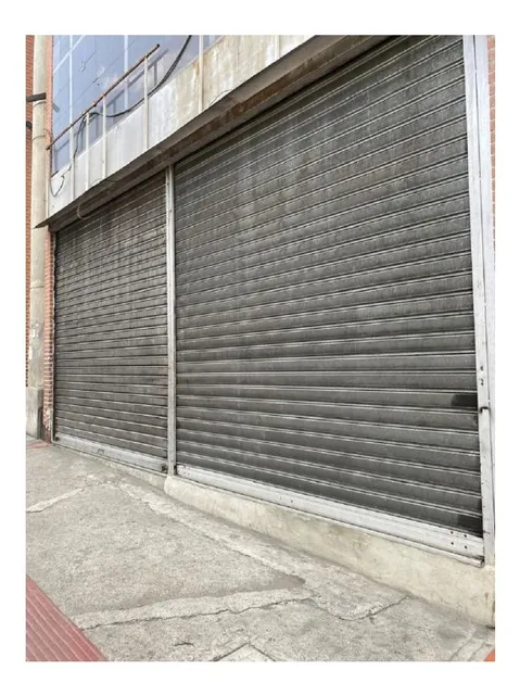 S O L O C L I E N T E. Local Comercial Pie De Calle Alquiler