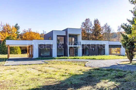 Gran Casa En Condominio Con Acceso Al Lago.