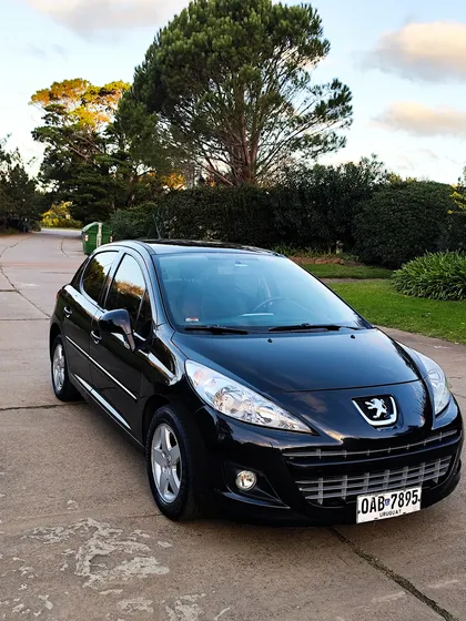 Peugeot 207 1.4 Active 75cv