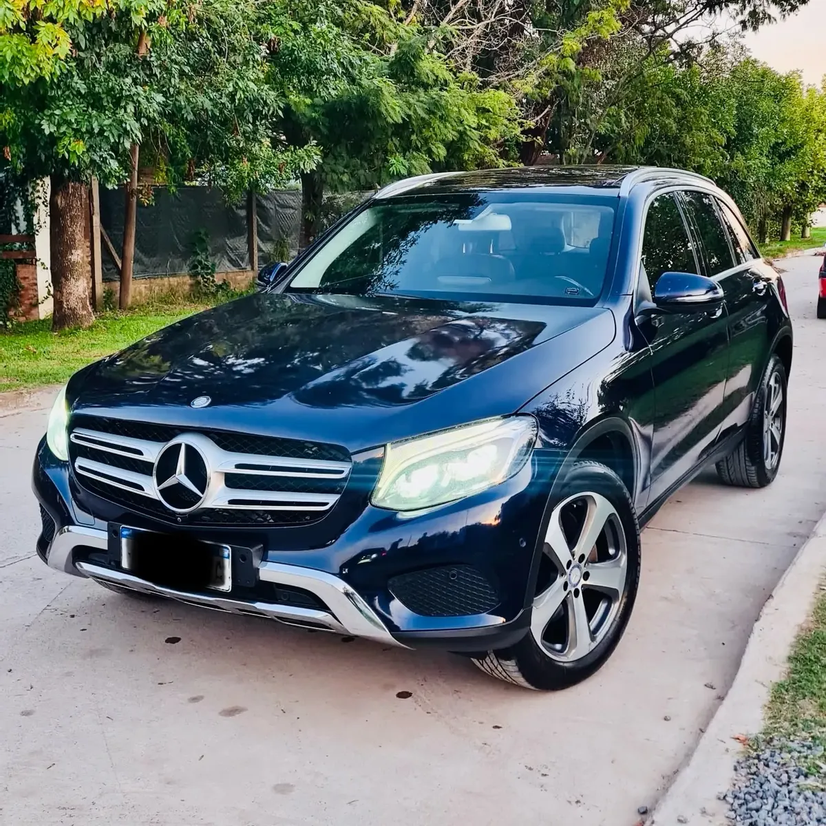 Mercedes-Benz Clase GLC GLC300 4 MATIC 9 velocidades cámara 180 grados